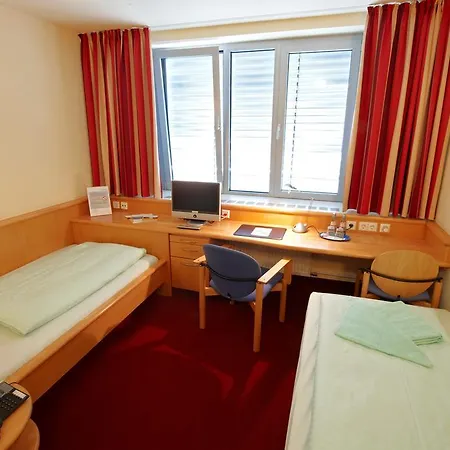 Отель Commundo Tagungshotel