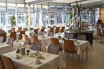 Commundo Tagungshotel 3* Лейпциг