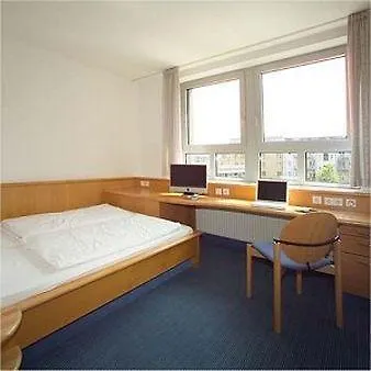 Hotel Commundo Tagungshotel 3*