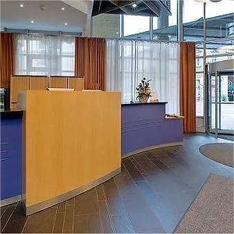 Отель Commundo Tagungshotel Лейпциг