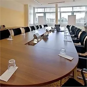 Commundo Tagungshotel Hotel 3*