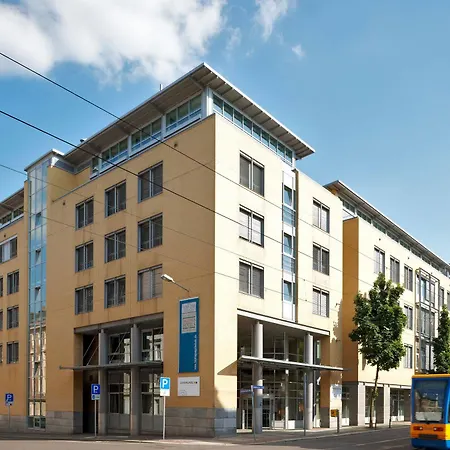 Commundo Tagungshotel Отель