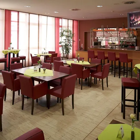 Commundo Tagungshotel 3* Lipsko