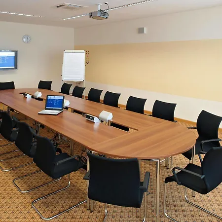 Commundo Tagungshotel 3* Lipsko