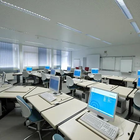 Commundo Tagungshotel Отель